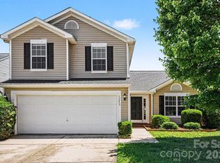 10419 Sparrow Springs Ln, Charlotte, NC 28214