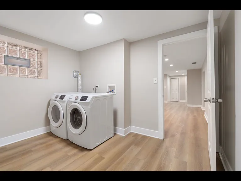7836 S Constance Ave #1 — Photo 5