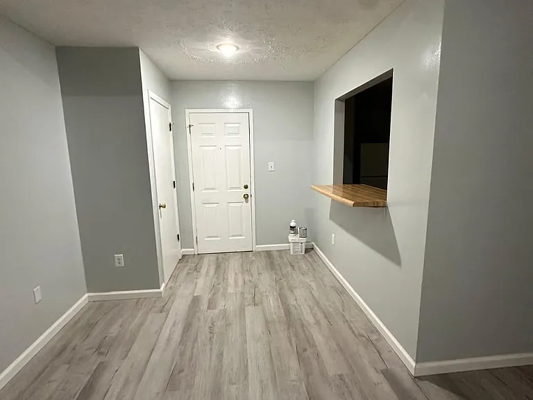333 Manown St — Photo 8