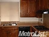 4th image of 1643 Armington Ave