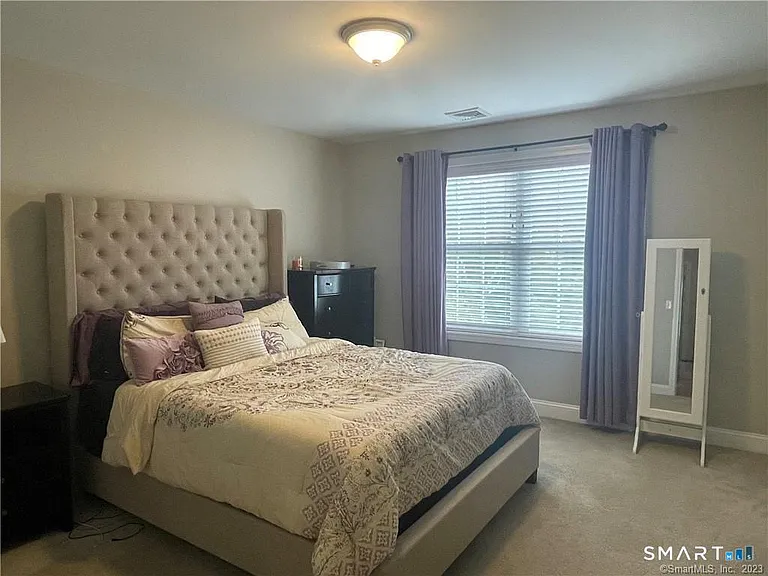 380 King St #5 — Photo 16