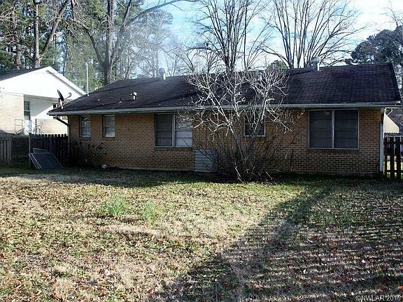 2nd image of 102 Bolling Dr
