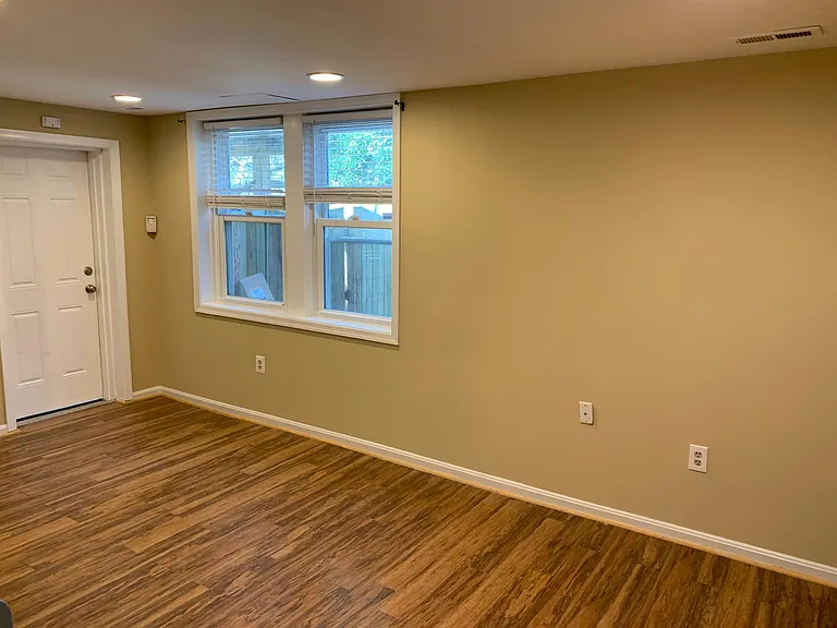 2036 N Cleveland St #2 — Photo 4