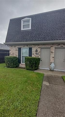 1st image of 221 E Genie St
