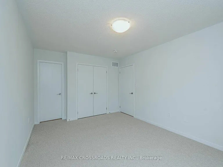 140 Honeycrisp Cres #292 — Photo 28