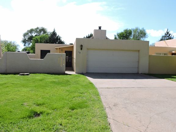 2nd image of 12 Paseo Vlg