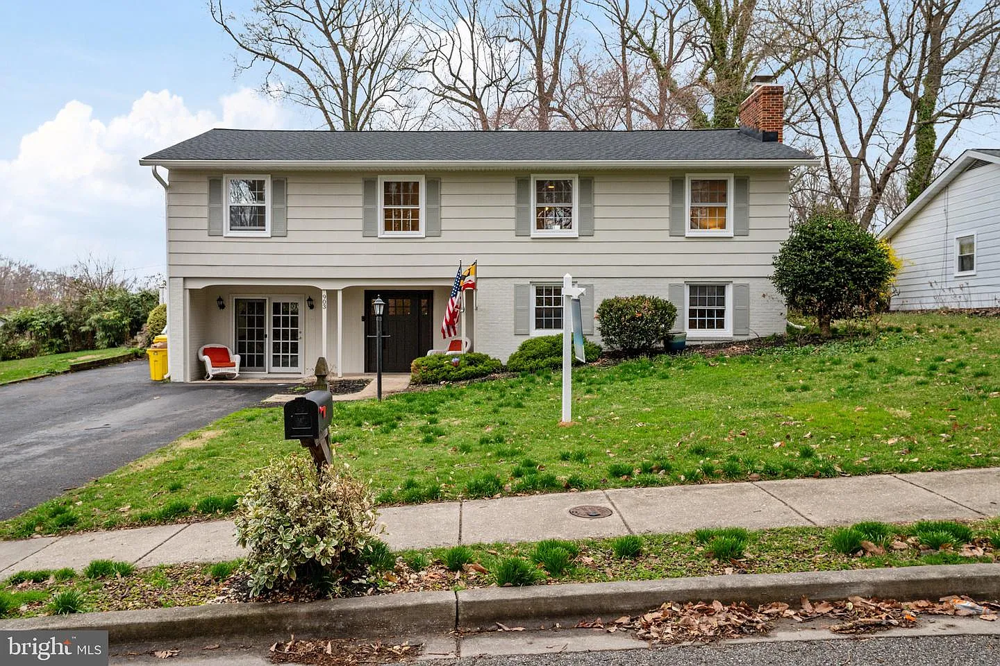 903 Old County Rd photo 1