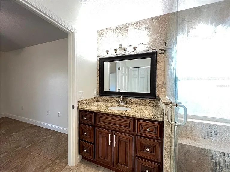 2859 Blooming Alamanda Loop — Photo 24
