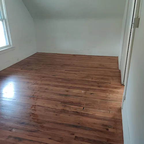 82 Harriet Ave #UPPER Photo 1 82 Harriet Ave #UPPER Photo 1