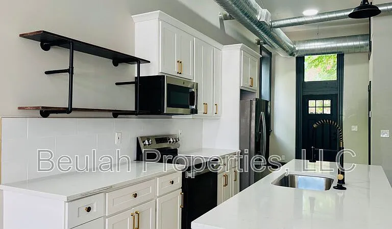 1836-1838 S 10th St #1836 — Photo 1