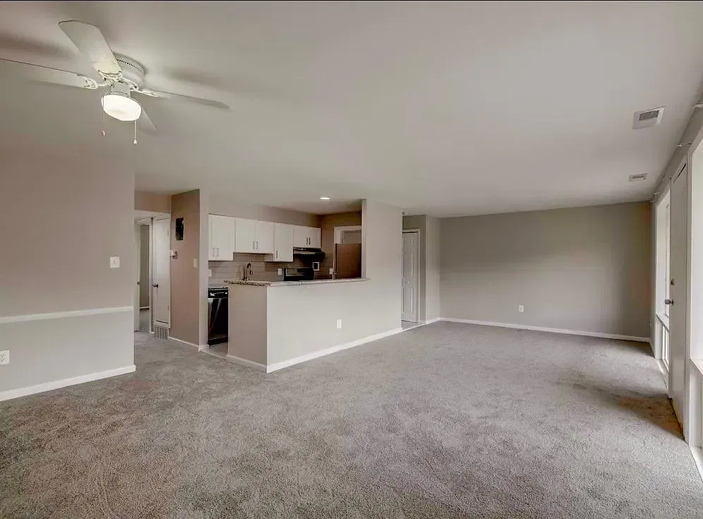 2 bed, $2,300 — Photo 1