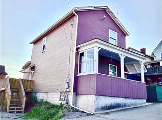 923 Fentzel Aly, Tarentum, PA 15084