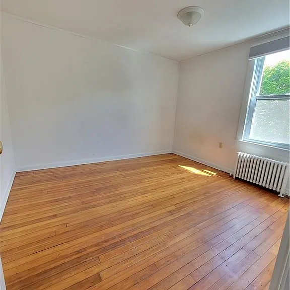 38 Aquidneck Ave #1 — Photo 11