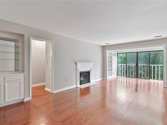 2nd image of 23113 Plantation Dr NE