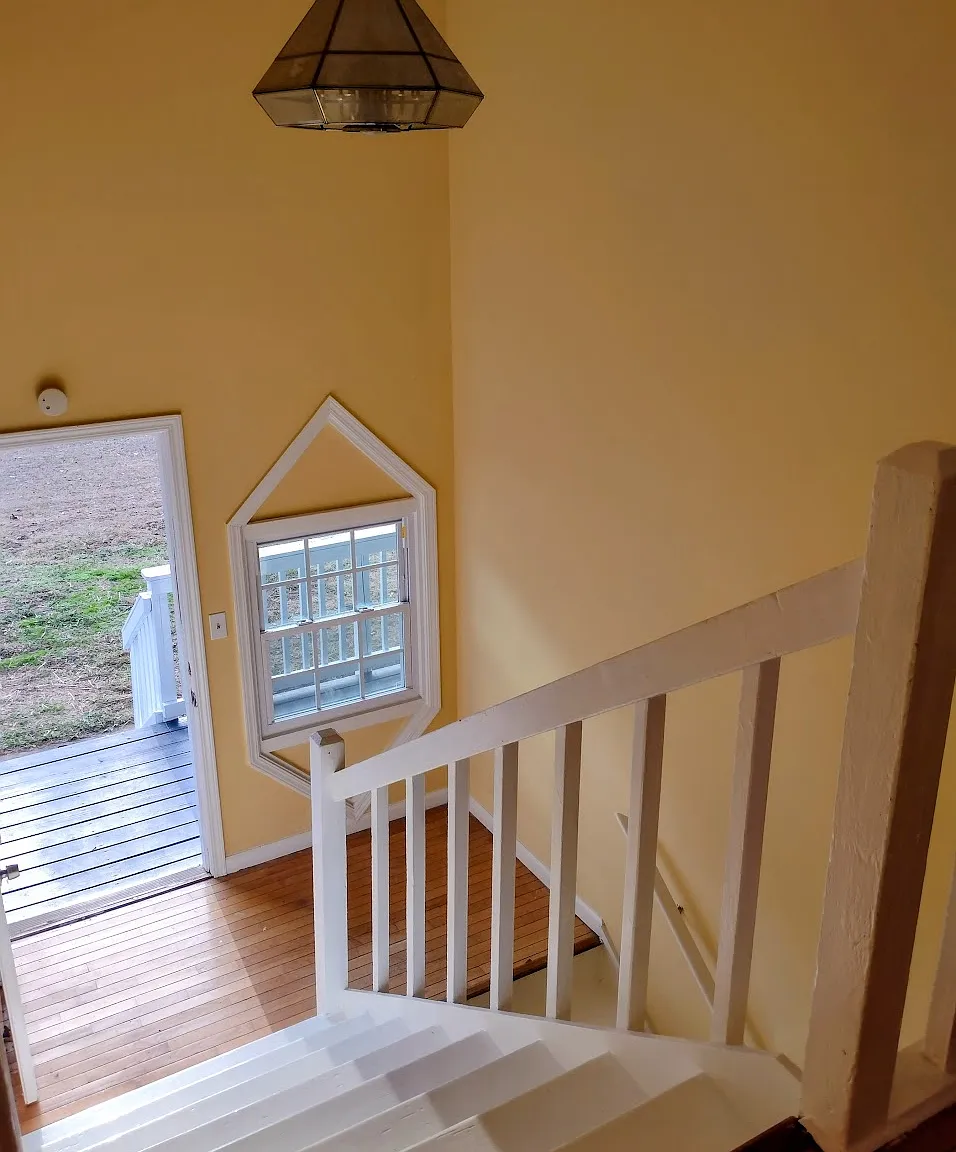 5 bed, 3.5 bath, 2500 sqft, $750 — Photo 4