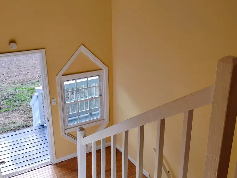 2036 Maier Ct — Photo 5