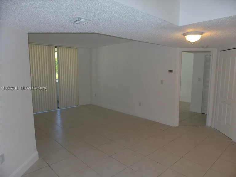 8255 SW 152nd Ave #307 — Photo 3