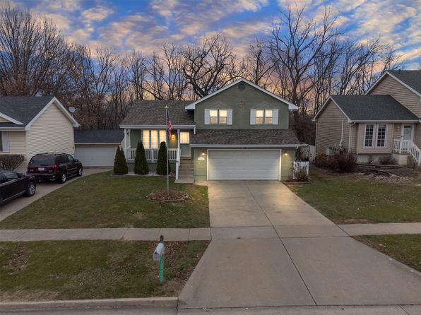 2224 Maish Ct, Des Moines, IA 50320