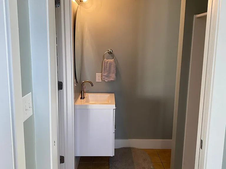 721 E North St #2C — Photo 22