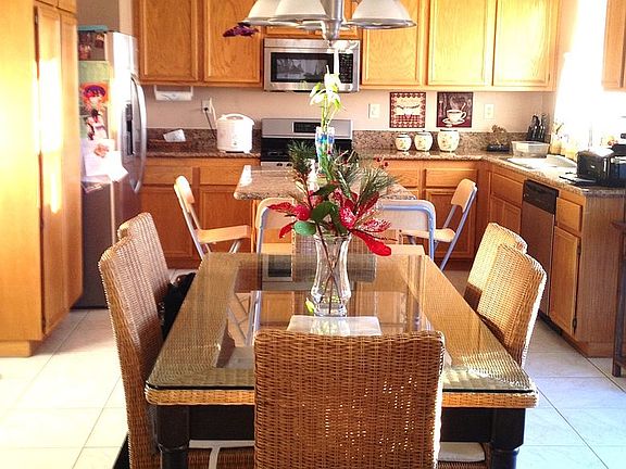 Open Kitchen / Dining / Livi