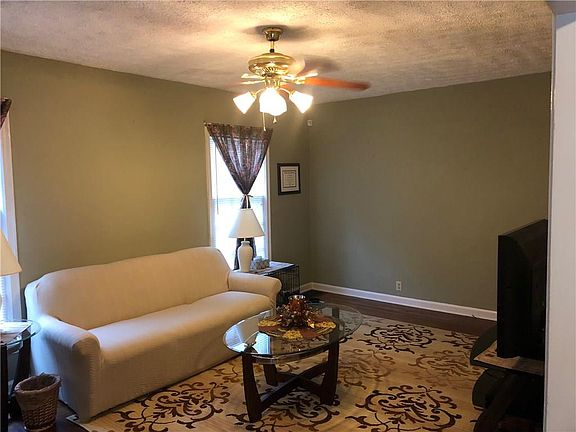 4th image of 4947 N Norwaldo Ave
