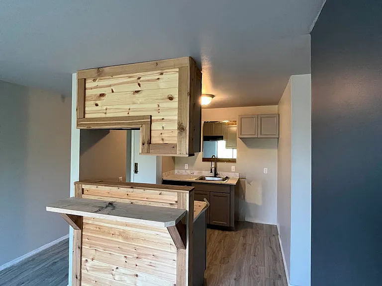 The Lodge Apartments — Photo 24