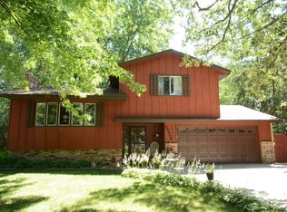 10415 Ibis St NW, Coon Rapids, MN 55433