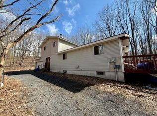 1106 Grand Mesa Dr, Saylorsburg, PA
