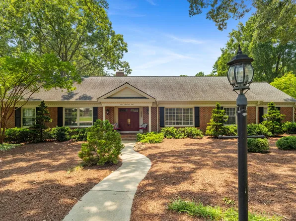 4009 Pepperton Dr, Raleigh, NC 27606