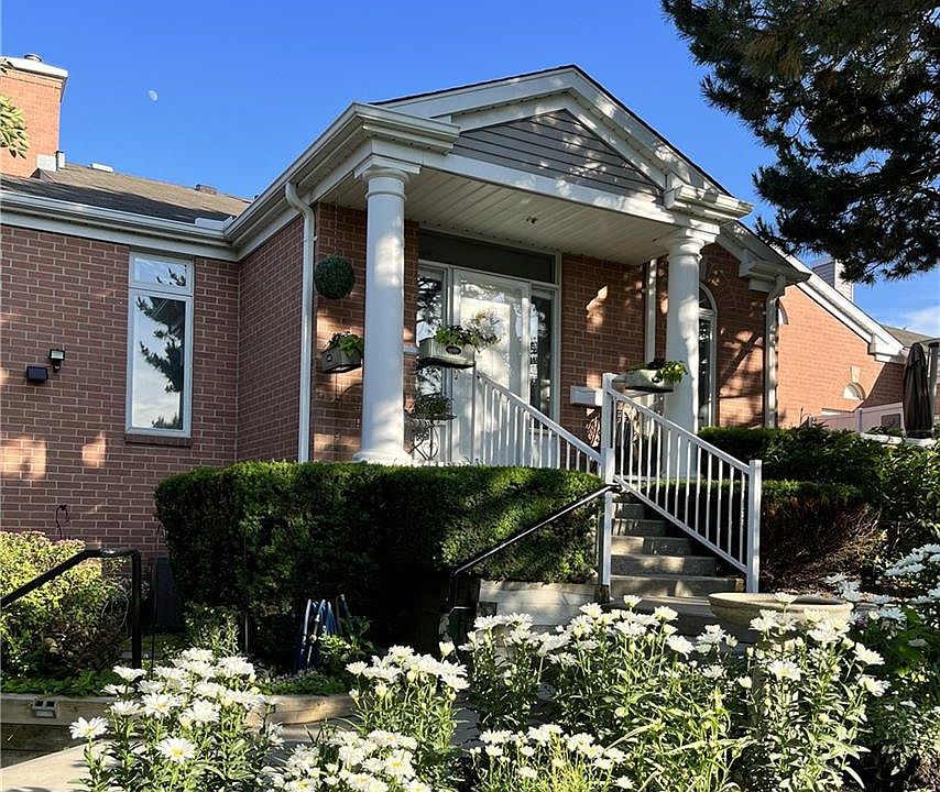 1st image of 341 George St N #4