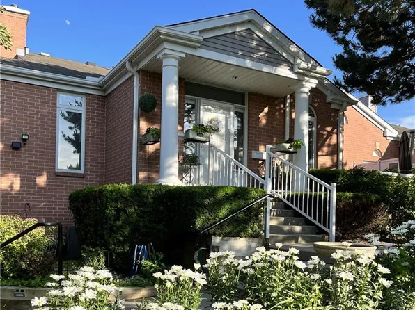 341 George St N #4, Cambridge, ON N1S 4X7