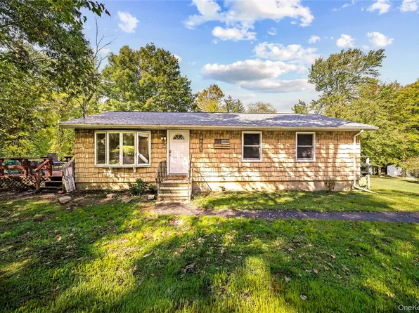 915 White Pond Colony Road W, Carmel, NY 10512