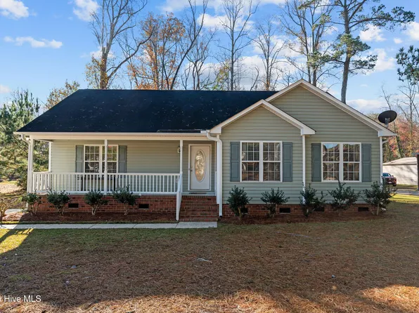 3015 Ellsworth Drive, Greenville, NC 27834