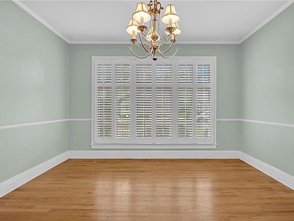 4th image of 13 Audubon Pl