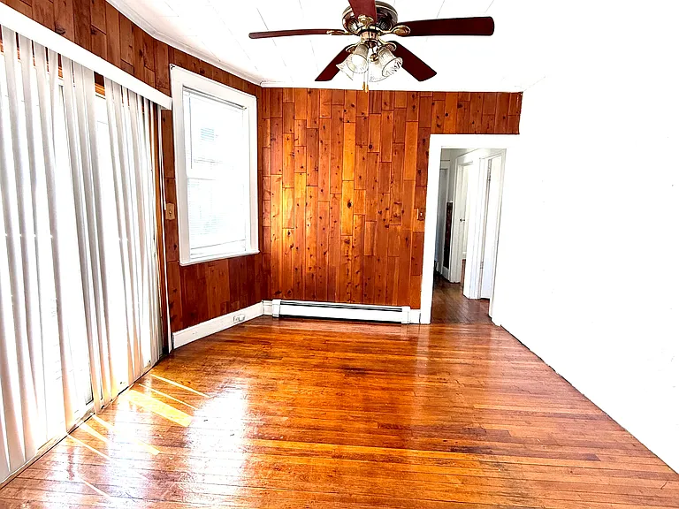 74 Portland Pl #1 — Photo 2