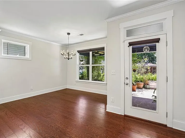 875 Beryl St SW — Photo 5