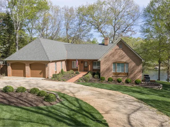 113 Fairwood Ct, Lynchburg, VA 24503