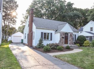 501 Oakwood Rd, Rochester, NY 14616