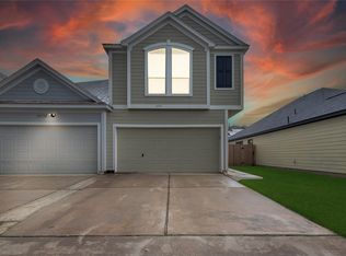 16518 Strathmore Manor Ln, Houston, TX 77090