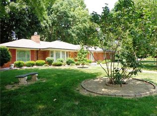 45 Coral Dr, Belleville, IL 62221