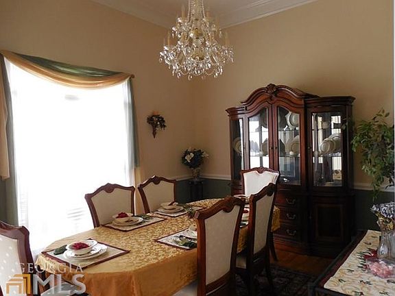 5th image of 109 Lovorn Cir
