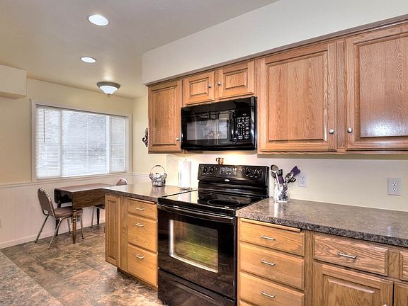 5th image of 4714 N Driscoll Blvd #Set