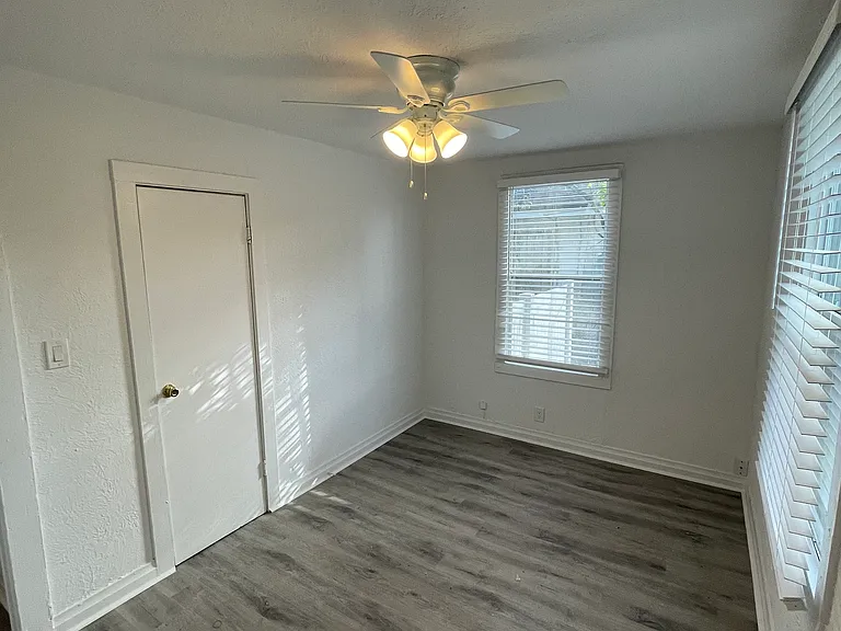 2103 W Grace St — Photo 11