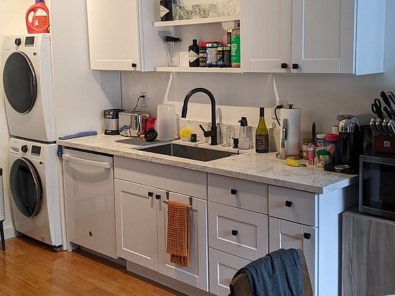 4th image of 708 Huntley Dr APT 6
