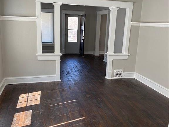 5th image of 723 Fremont Ave