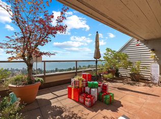 2250 Folkestone Way #48, West Vancouver, BC V7S2X7