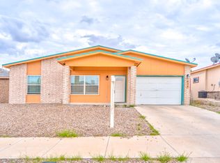 632 Villa Romero Dr, Horizon City, TX 79928