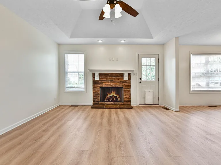 3738 Suiter Rd — Photo 2