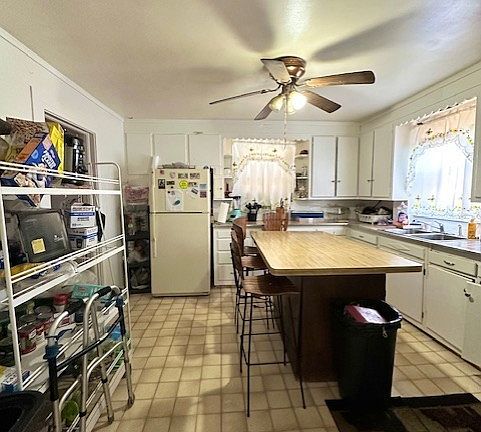 3rd image of 1308 W 21st St