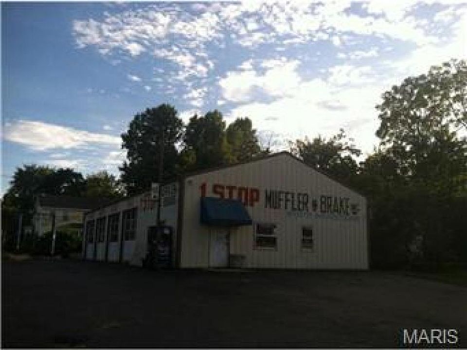 1st image of 228 E Harrison St